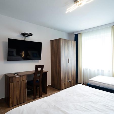 Apartament Zielony Przyladek Brwinow Luaran gambar