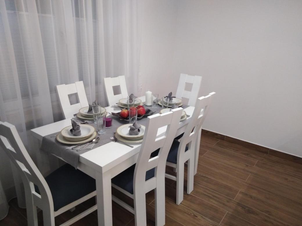 Apartament Zielony Przyladek Brwinow Luaran gambar