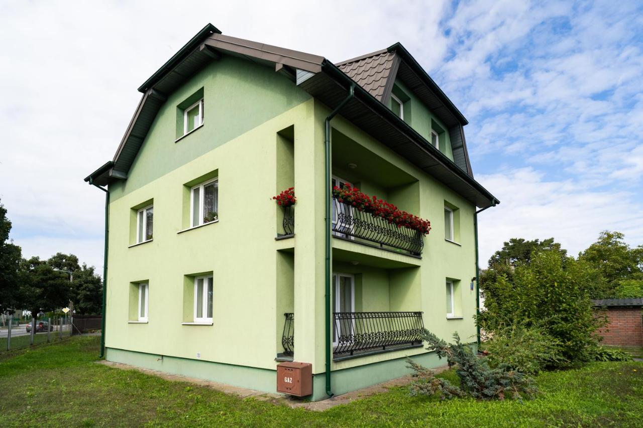 Apartament Zielony Przyladek Brwinow Luaran gambar